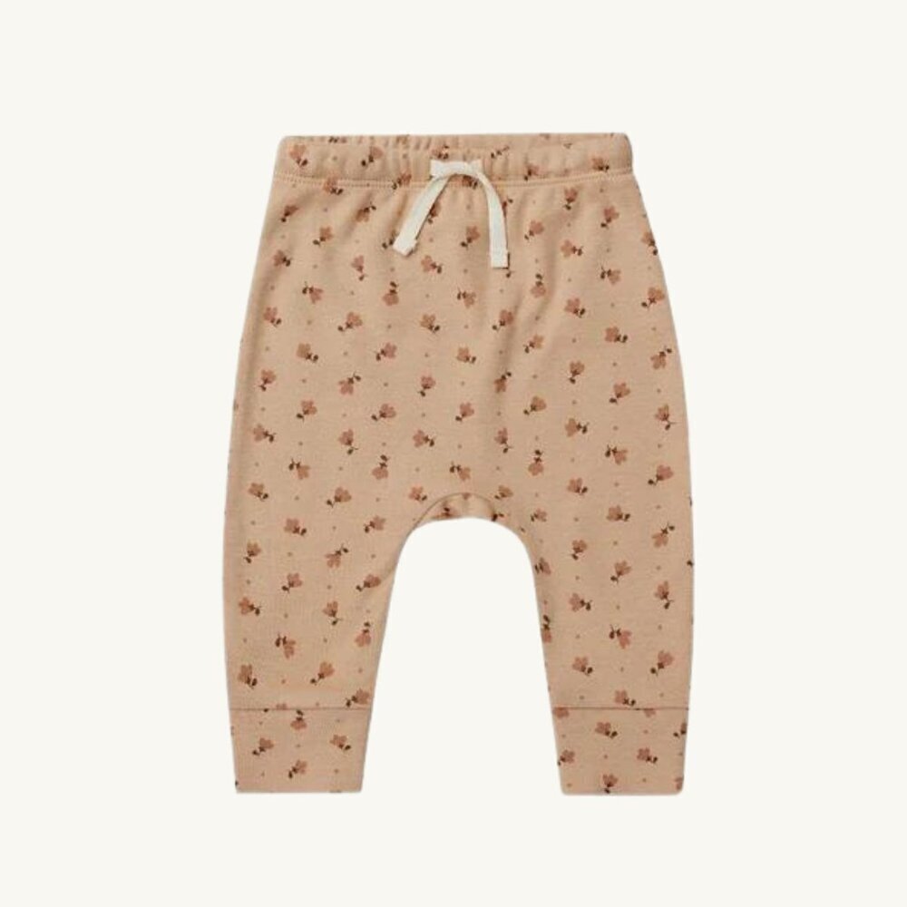 NWT - Quincy Mae tulips drawstring pant, ORGANIC​​​​